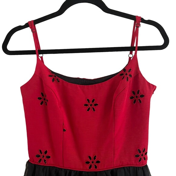 Betsy Johnson Evening Dress Size S Red Embroidered Top Black Puffy Chiffon Skirt - Picture 2 of 13